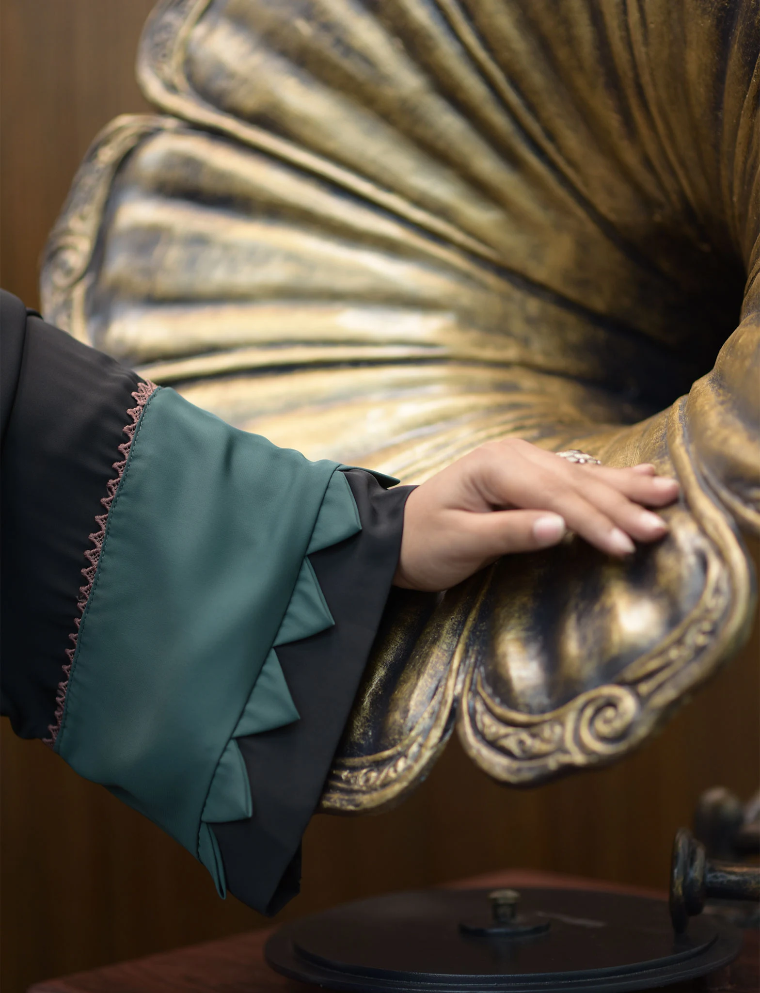 Abaya At-Tuba