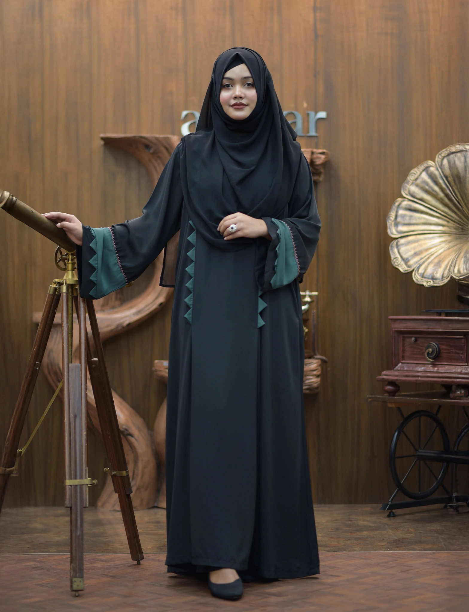 Abaya At-Tuba