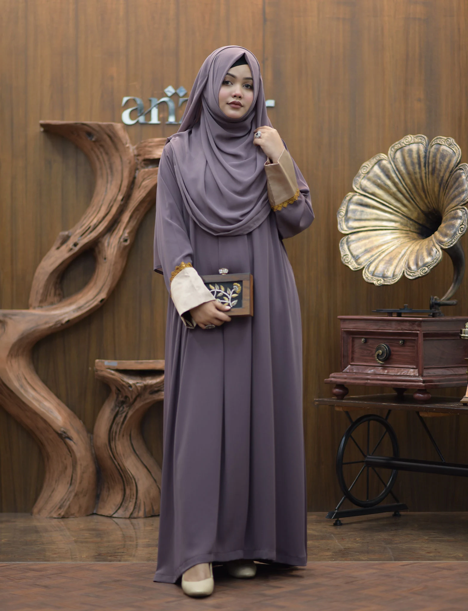 Abaya Euwsha